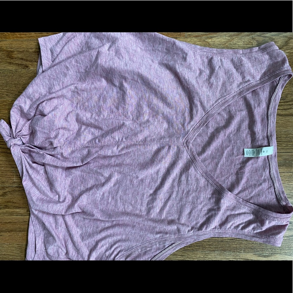 Lululemon workout tank